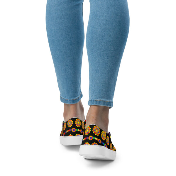 Women’s slip-on canvas shoes - Image 8