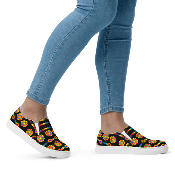 Women’s slip-on canvas shoes - Image 9